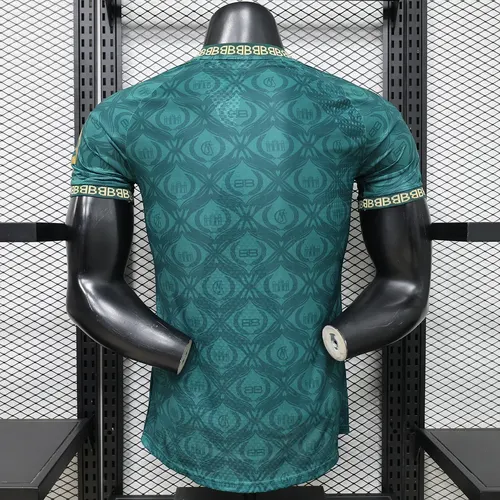 2026/2027 Version Joueur Real Madrid Édition Spéciale Vert Maillot Football   — view 2
