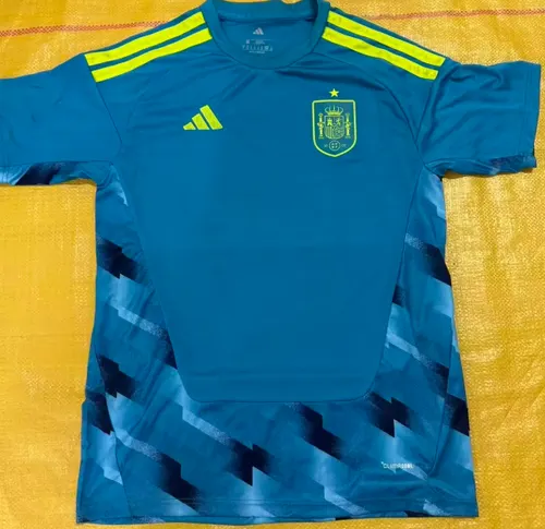 2026 Spain Goalkeeper Football Shirt  — view 1