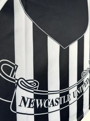 1997-1999 Retro Langarm Newcastle United Heim Fußballtrikot  — view 6