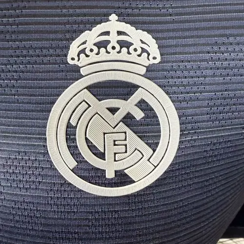 2025/2026 Maillot Extérieur Real Madrid Manches Longues Version Joueur  — view 5
