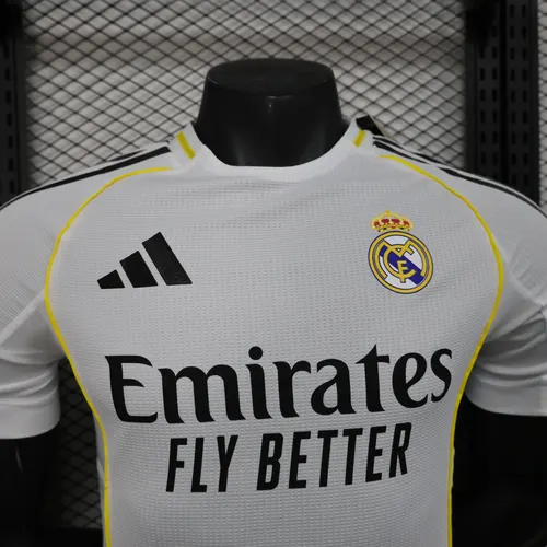 2025/2026 Versión Jugador Camiseta de Fútbol Local Real Madrid  — view 3