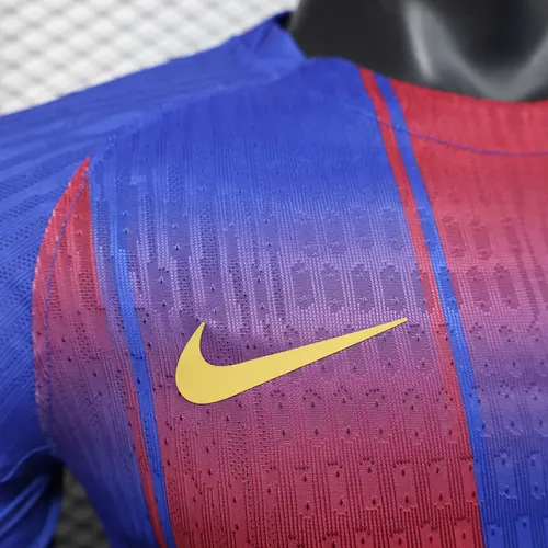 Maillot domicile Barcelona Version Joueur 2025/2026 Football Jersey  — view 4