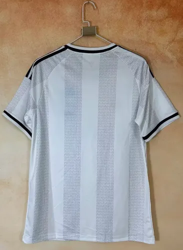 2026/2027 Frankfurt Camiseta de Fútbol Visitante   — view 2