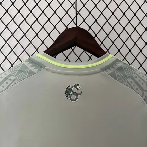 Camiseta de Fútbol 2024 de la Selección Nacional de México Visitante AAA calidad aficionado — view 4