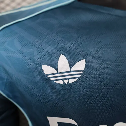 2025/2026 Player Version Real Madrid Special Edition 42 Football Jersey  — view 4