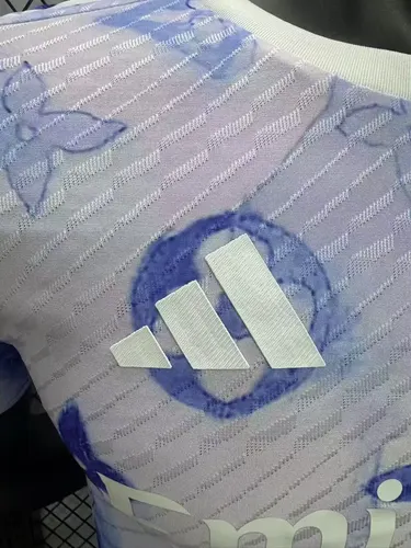 2025/2026 Versión Jugador Camiseta de Fútbol Edición Conjunta Real Madrid Lv Calidad Thai — view 4