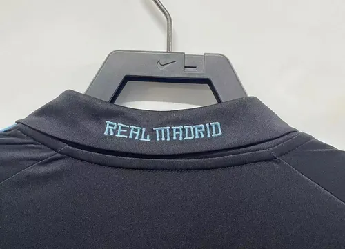 2009/2010 Retro Real Madrid Away Football Shirt  — view 3