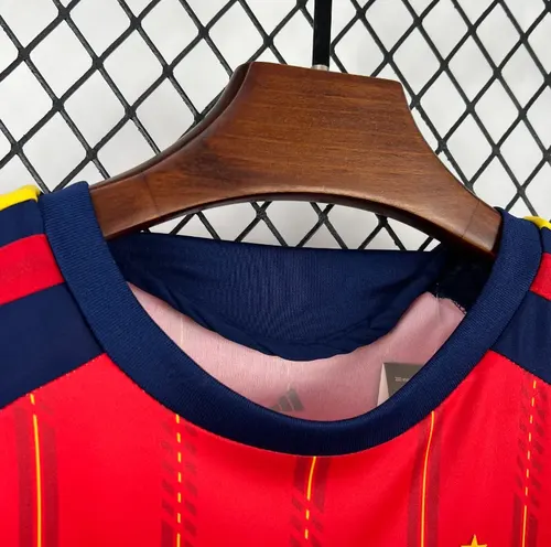 2026 Spanien Heim-Fußballtrikot  Kindergröße — view 3