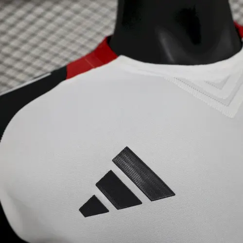 2025/2026 Versión Jugador Manchester United Entrenamiento Camiseta de Fútbol  — view 3
