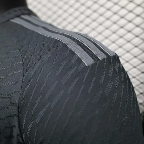 2023/2024 Spielerversion Juventus Drittauswärts Fußballtrikot  — view 8