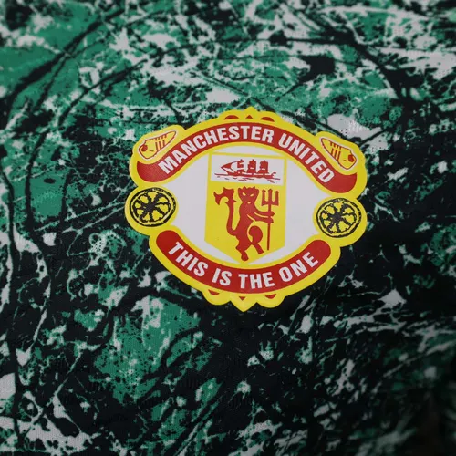 2024/2025 Spielerversion Manchester United Gemeinschaftsausgabe Fußballtrikot AAA fan-gradät — view 4