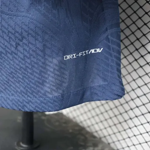 2023/2024 Spielerversion Tottenham Auswärtsfußballtrikot  — view 9