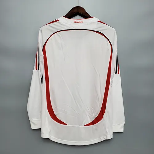 قميص كرة قدم AC Milan الكلاسيكي خارج الأرض بأكمام طويلة 2006/2007 جودة تايلاندية — view 2