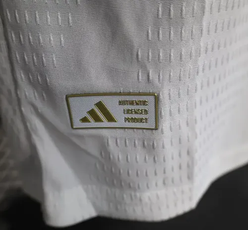 2026/2027 Player Version Real Madrid Home Football Jersey  — view 8