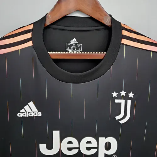 Juventus 2021/2022 jersey  away — view 3