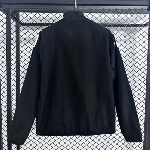 2025/2026 Juventus Windbreaker Schwarz Trikot  — view 2
