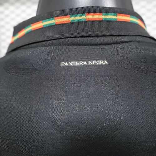 2026 Player Version Langarm Portugal Black Panther Fußballtrikot AAA Fan-Qualität — view 8