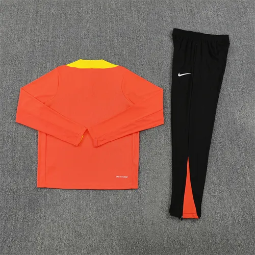 2026 Brasilien Halblanger Trainingsanzug Fußballtrikot AAA Fan-Qualität Anzug 01 — view 3