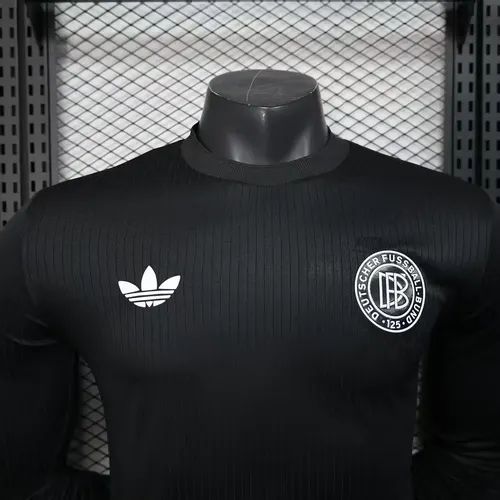 2025/2026 Version Joueur Manches Longues Maillot Blanc Édition 125e Anniversaire Allemagne AAA qualité fan — view 3