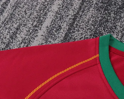 2006 Retro Portugal Heimtrikot  Kindergröße — view 4