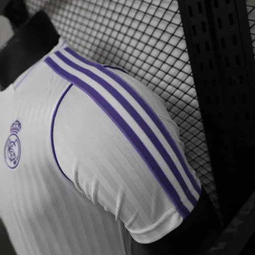 2025/2026 Version Joueur Real Madrid Tenue d'entraînement Maillot de football  — view 7