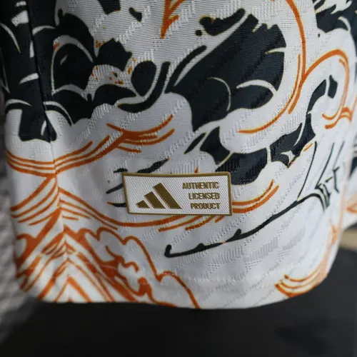 2025/2026 Version Joueur Maillot Édition Spéciale 11 Real Madrid  — view 8