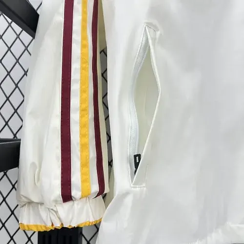 2026 Spain World Cup Windbreaker Football Shirt  — view 8