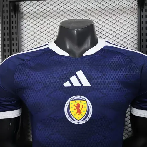 2026 Player Version Schottland Nationalmannschaft Heim-Fußballtrikot AAA Fan-Qualität — view 3