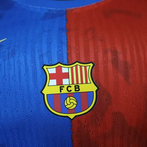 2025/2026Player Version Barcelona x Travis Scott Collab Home Football Shirt  — view 5