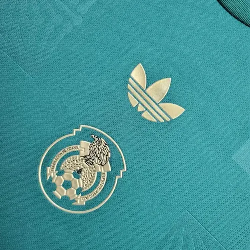 2025 Mexiko National Gold Cup Version grünes Fußballtrikot AAA Fan-Qualität — view 3