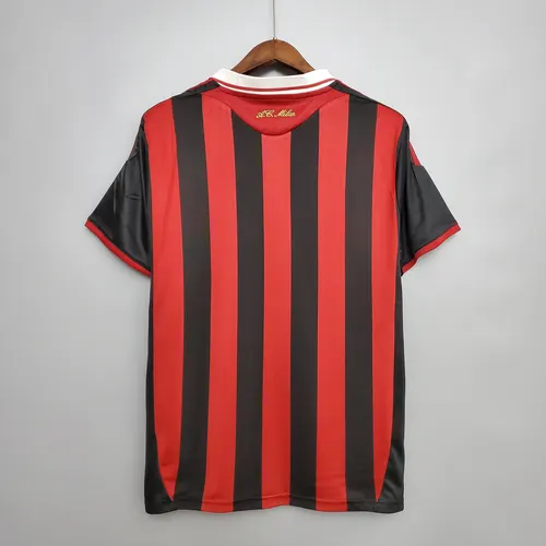 قميص كرة قدم AC Milan الكلاسيكي داخل الأرض 2009/2010 جودة تايلاندية — view 2