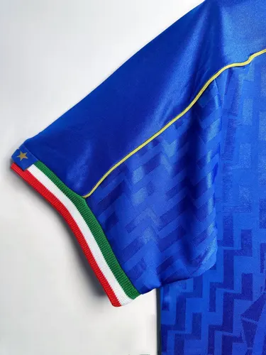 1995 Retro Italy Home Soccer Shirt  — view 7