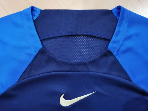 2023/2024 Al-Nassr Training Wear Football Shirt  — view 4