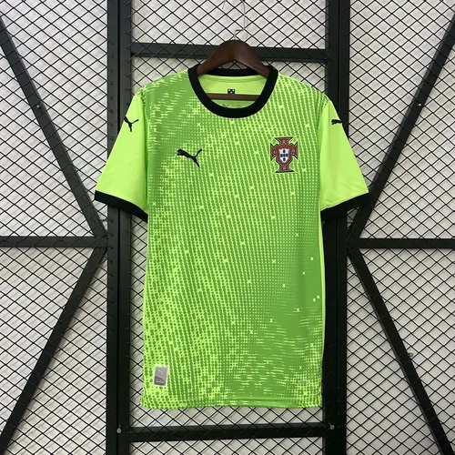2025 Portugal Torwart Grün Fußballtrikot AAA Fan-Qualität — view 1