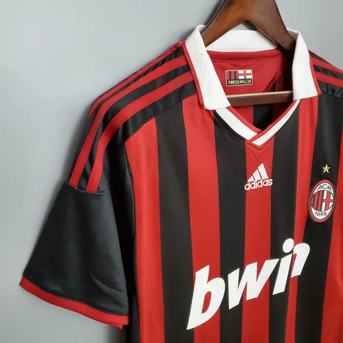 قميص كرة قدم AC Milan الكلاسيكي داخل الأرض 2009/2010 جودة تايلاندية — view 6