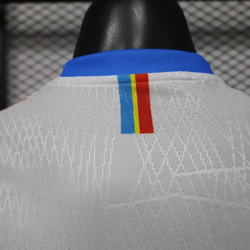 2026 Spielerversion Kongo Auswärts Weiß Fußballtrikot AAA Fan-Qualität — view 9