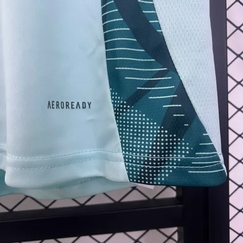 2025/2026 Wolverhampton Wanderers Training clothes Football Shirt  — view 9