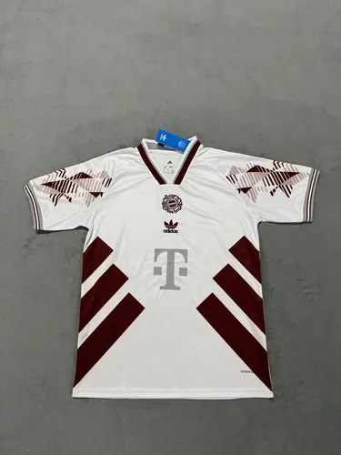 2025/2026 Bayern München Sonderedition weißes Fußballtrikot  — view 1