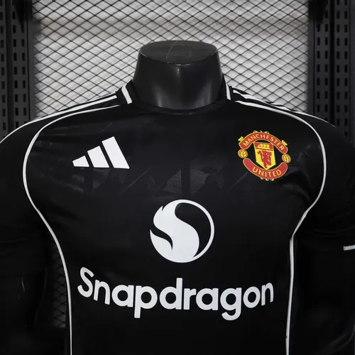 2025/2026 Versión Jugador Manchester United Edición Especial Negra y Blanca Camiseta de Fútbol Calidad Thai — view 3