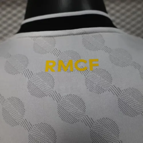 2025/2026 Versão Jogador Real Madrid Edição Especial 46 Camisa de Futebol  — view 8