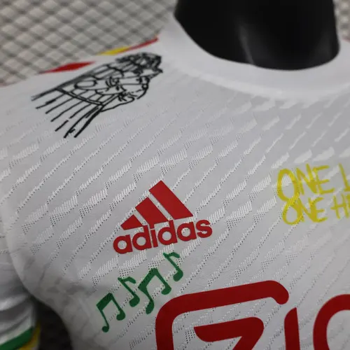 2025/2026 Camiseta de Ajax Doodle Plate Versión Jugador Calidad Thai — view 4