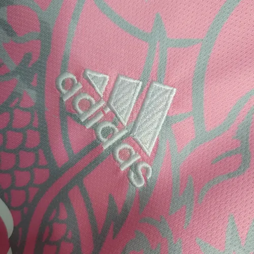2023/2024 Real Madrid Camiseta de Fútbol Dragón Chino Rosa  — view 5