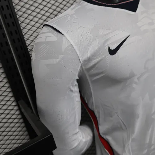 2026 Long Sleeve Player Version England Home Football Jersey  — view 6