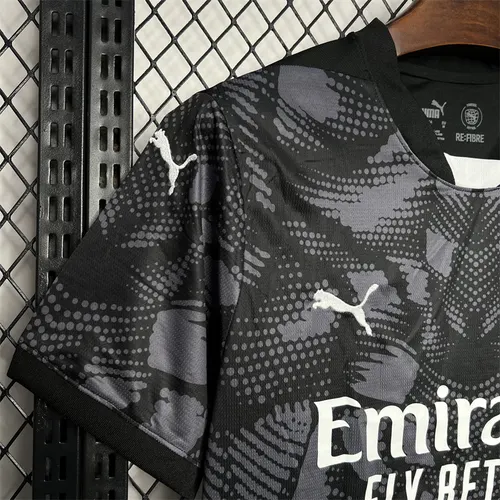 2024/2025 AC Milan Goalkeeper Jersey Black  — view 5