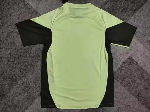 2025/2026 Real Madrid Torwart Hellgrünes Fußballtrikot  — view 2