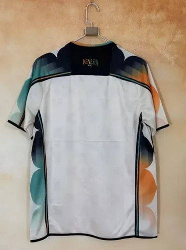 Camisa de Futebol Venezia Away 2026/2027   — view 2
