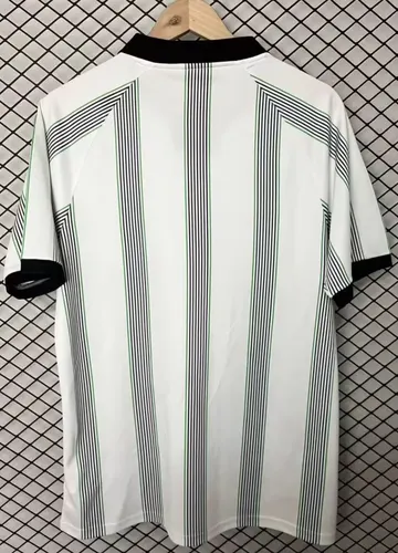 2026/2027 Borussia Mönchengladbach Sonderedition 01 Fußballtrikot   — view 2