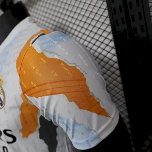 2025/2026 إصدار اللاعبين Real Madrid ملابس تدريب ما قبل المباراة قميص كرة القدم جودة تايلاندية — view 5
