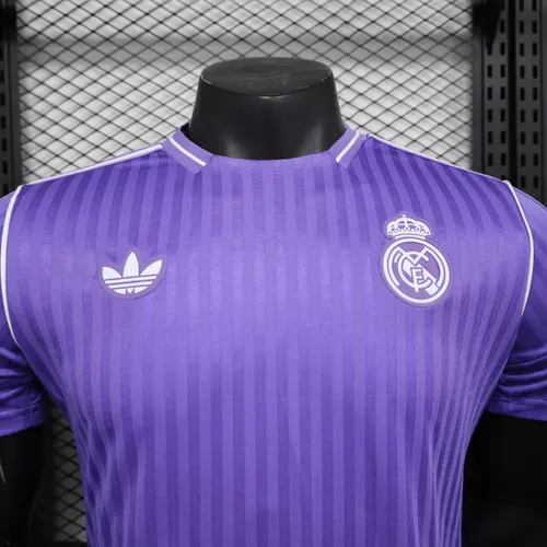 2025/2026 Version Joueur Real Madrid Special Edition 07 Maillot de Football  — view 3
