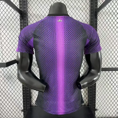 2025/2026 Spielerversion Paris Saint-Germain Sonderedition 06 Fußballtrikot  — view 2